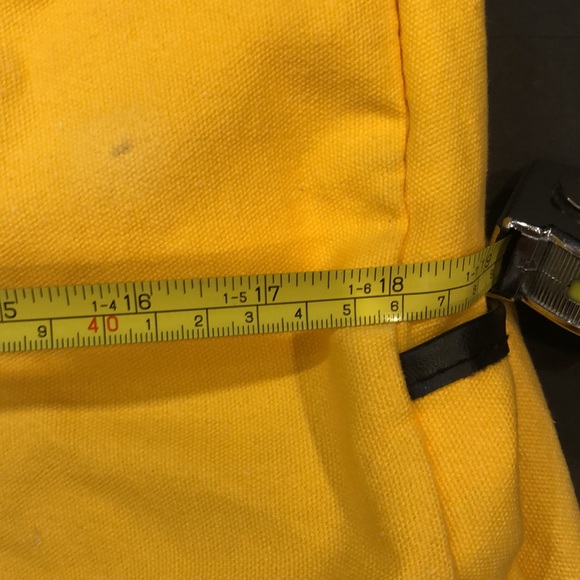 Disney Winnie The Pooh Overnight Bag - Picture 5 of 11